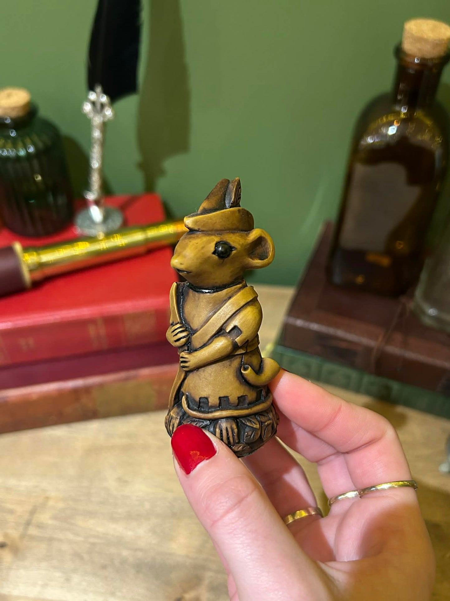 CHURCH MOUSE | ROBIN HOOD