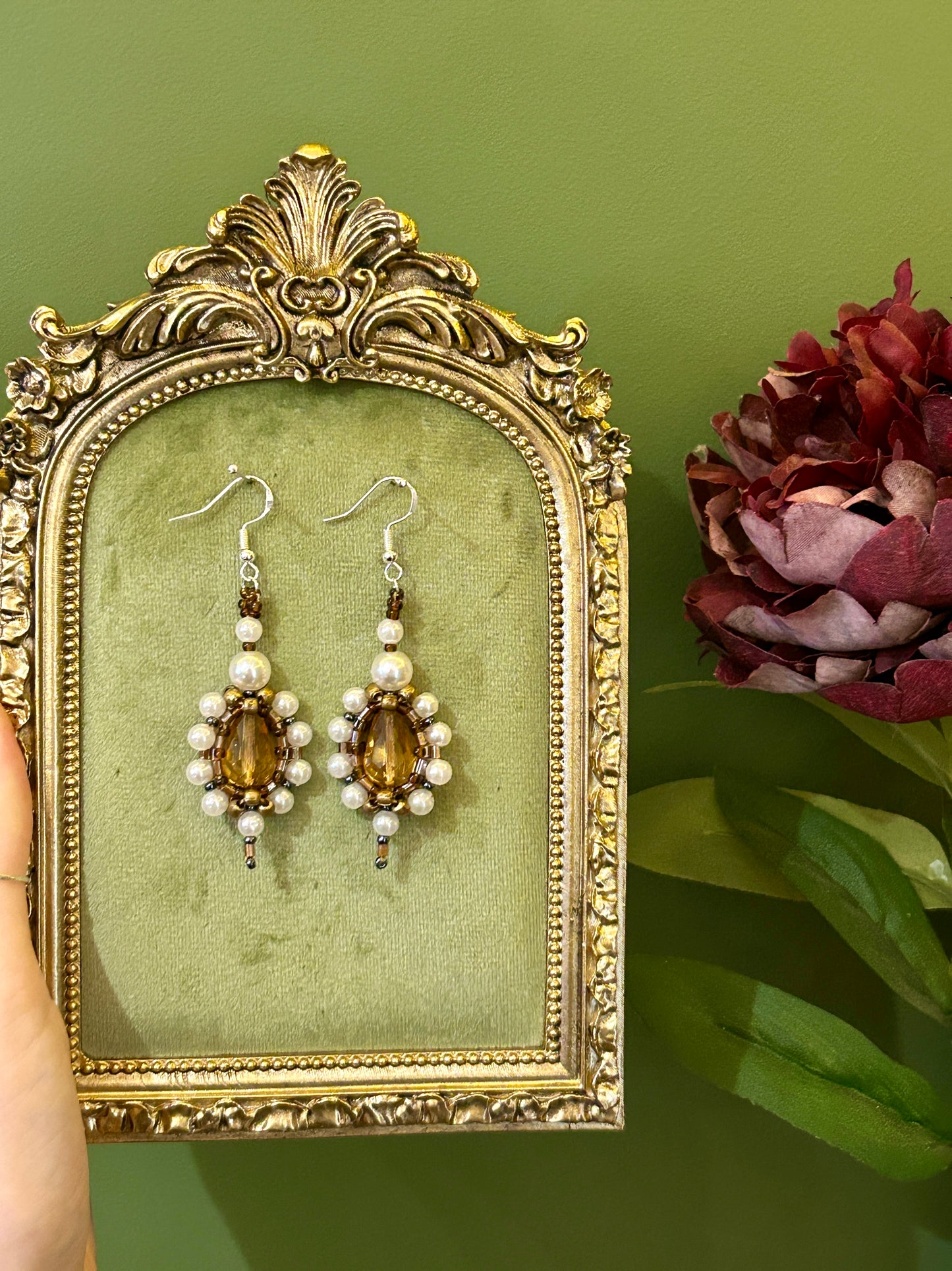 HANDMADE VICTORIANA INSPIRED BEADED EARRINGS | AMBER PEARL DROP