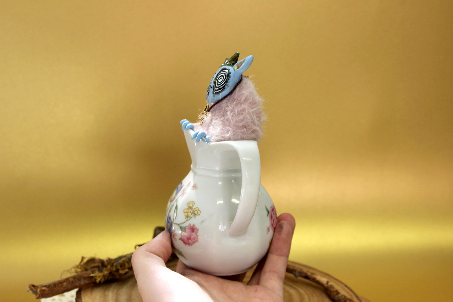 Agatha the Teacup Critter