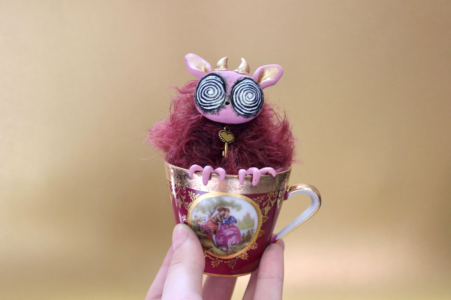 Priscilla the Teacup Critter
