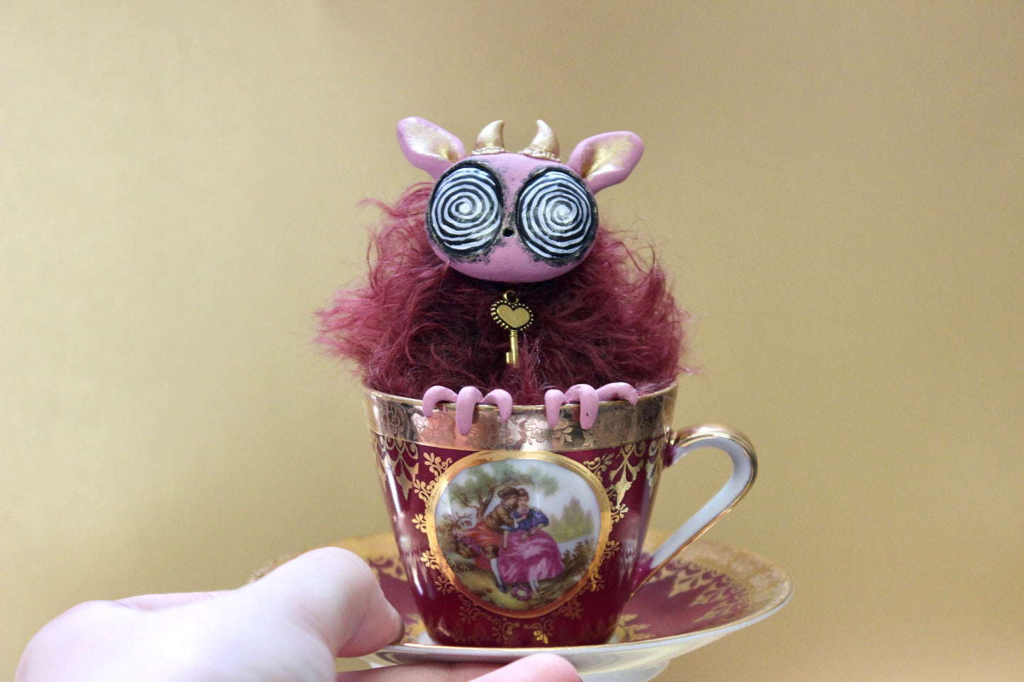 Priscilla the Teacup Critter