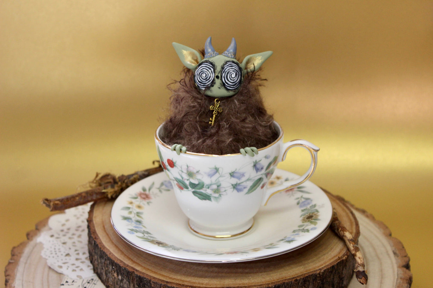 Ernest the Teacup Critter