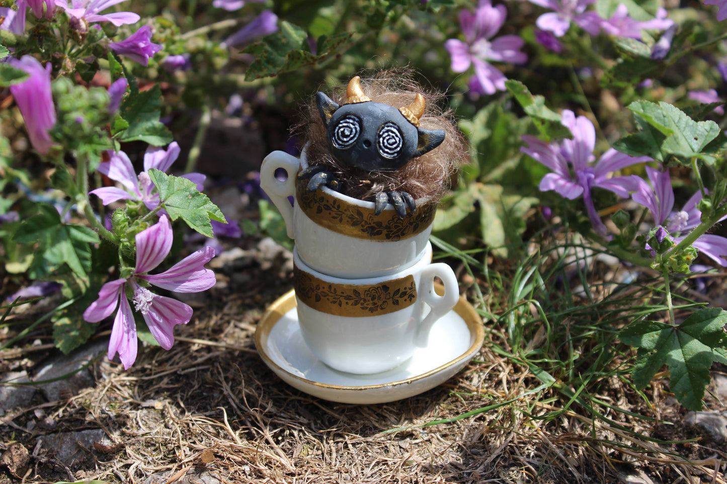 Amos the Teacup Critter