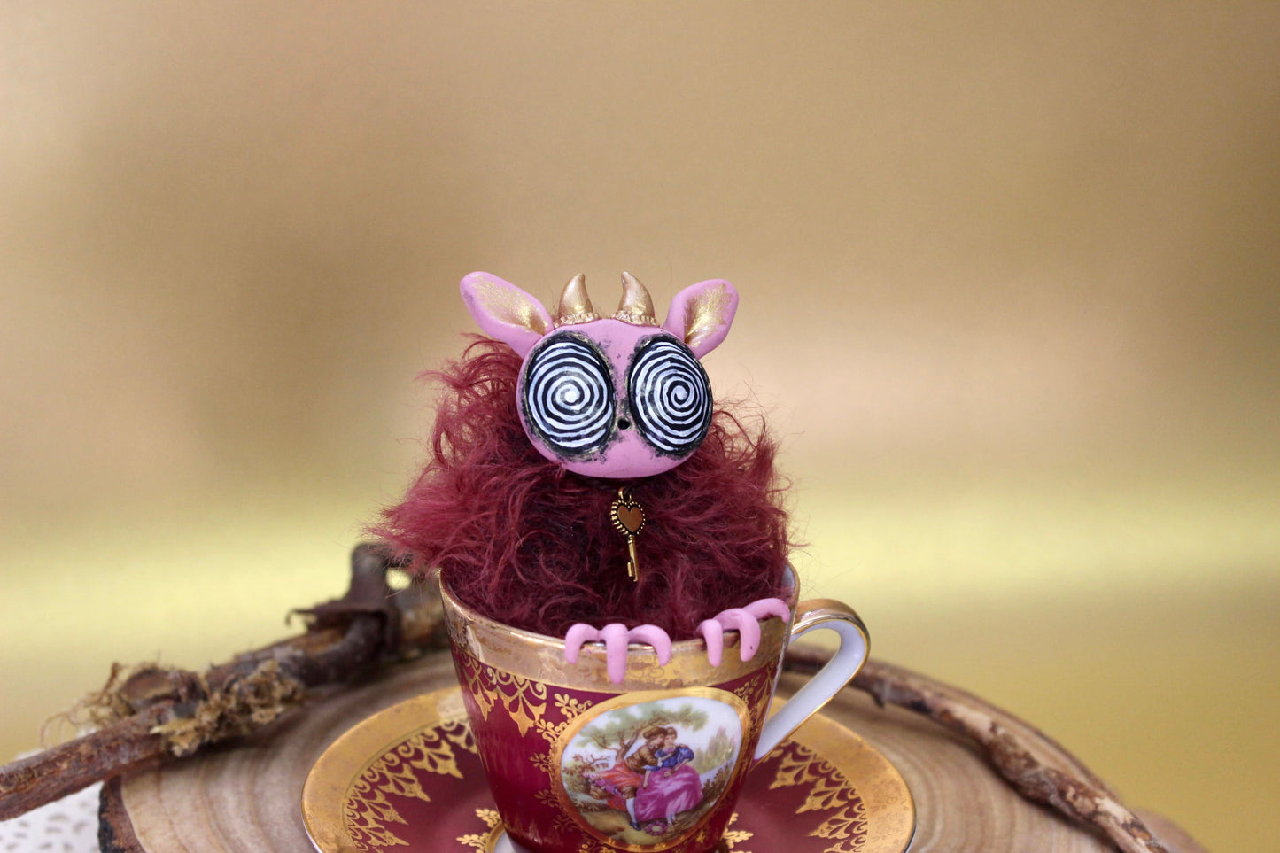 Priscilla the Teacup Critter