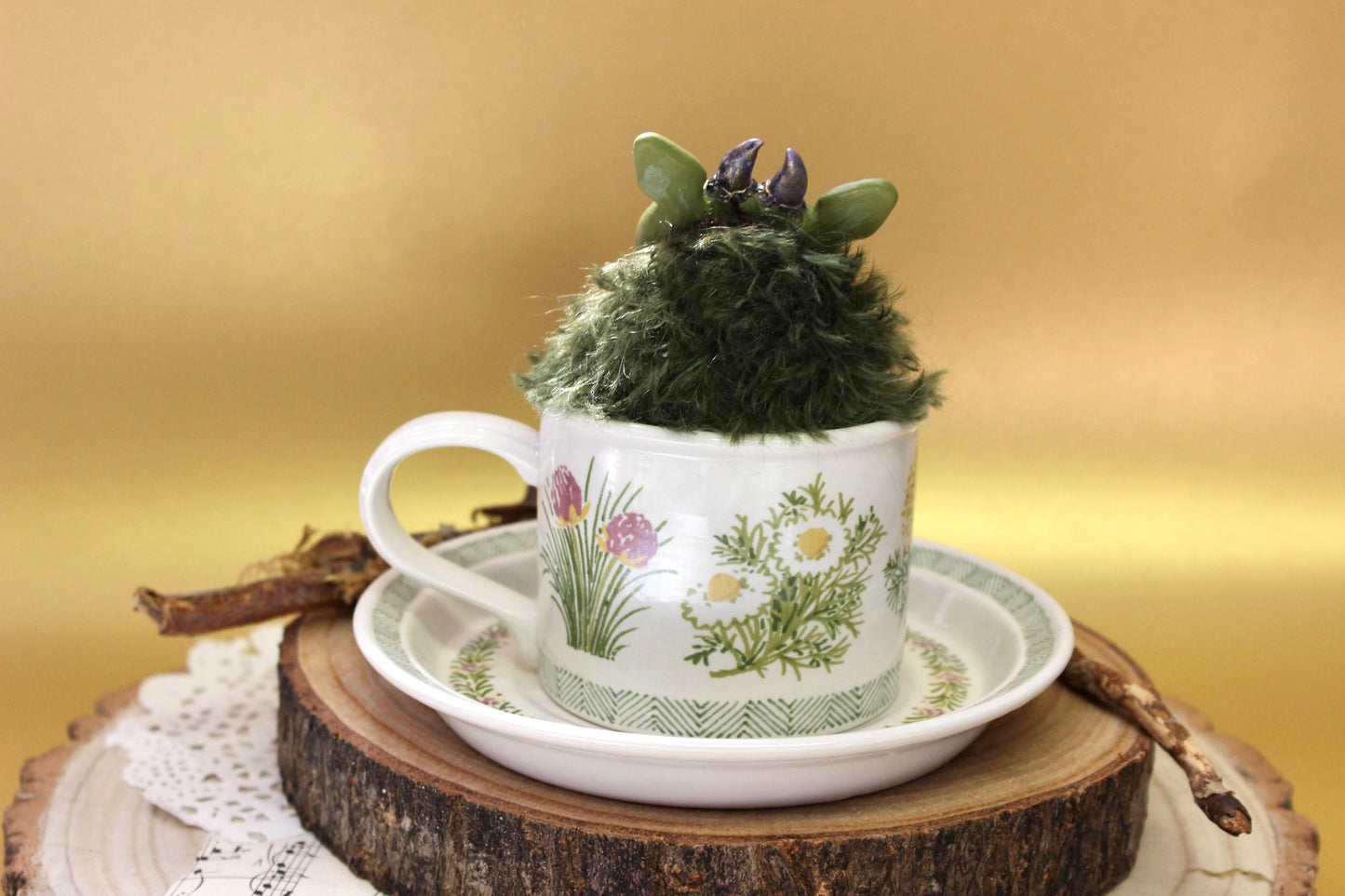 Birdie the Teacup Critter